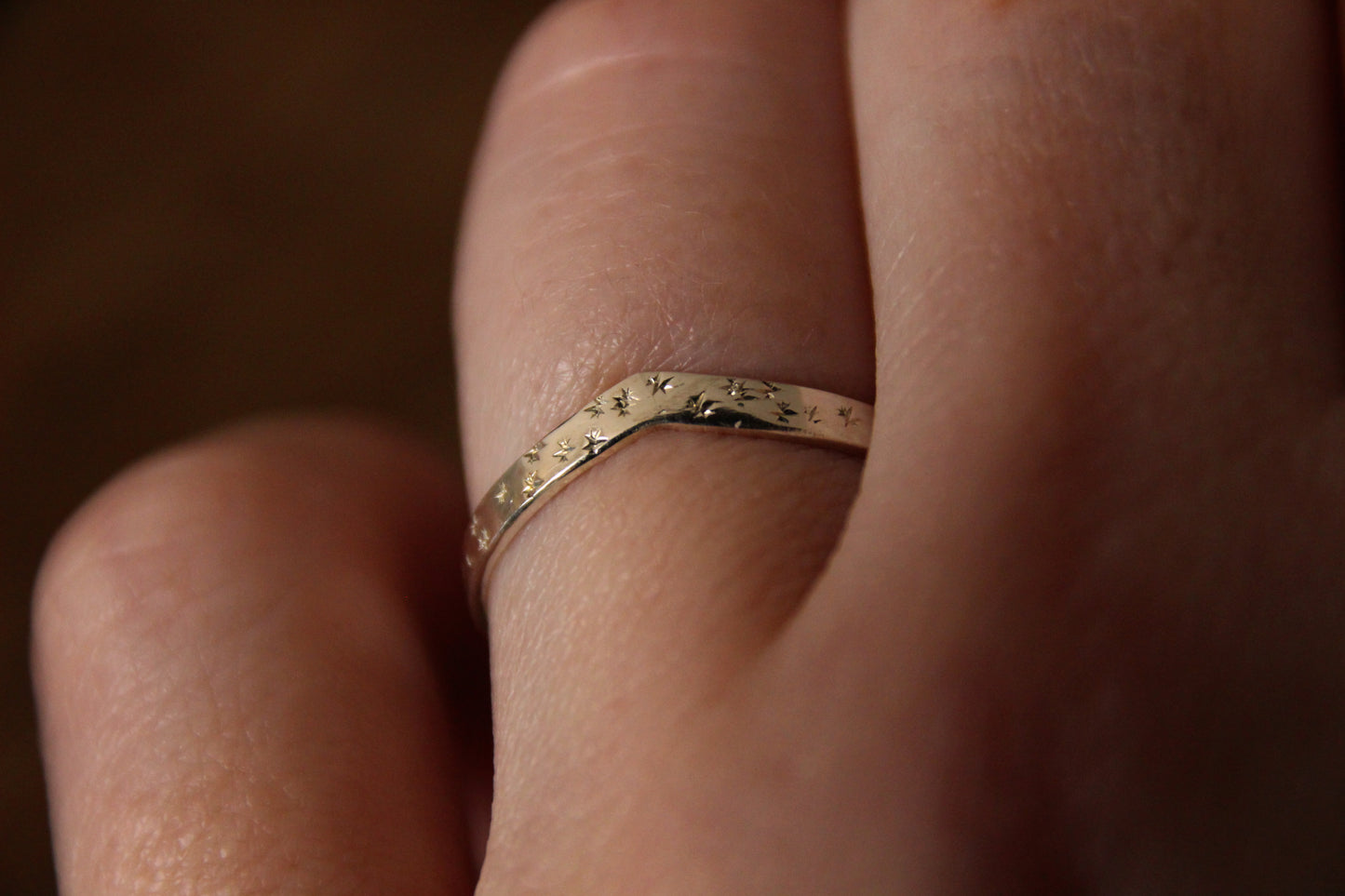 Bague constellation chevron