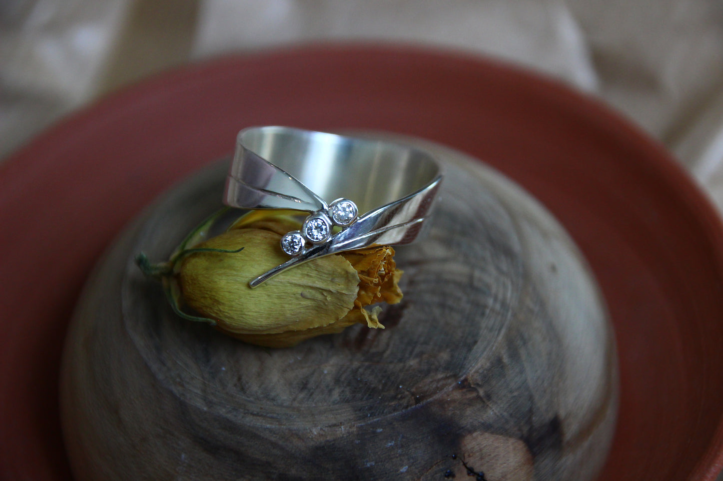 Bague Daphné sertie de 3 diamants