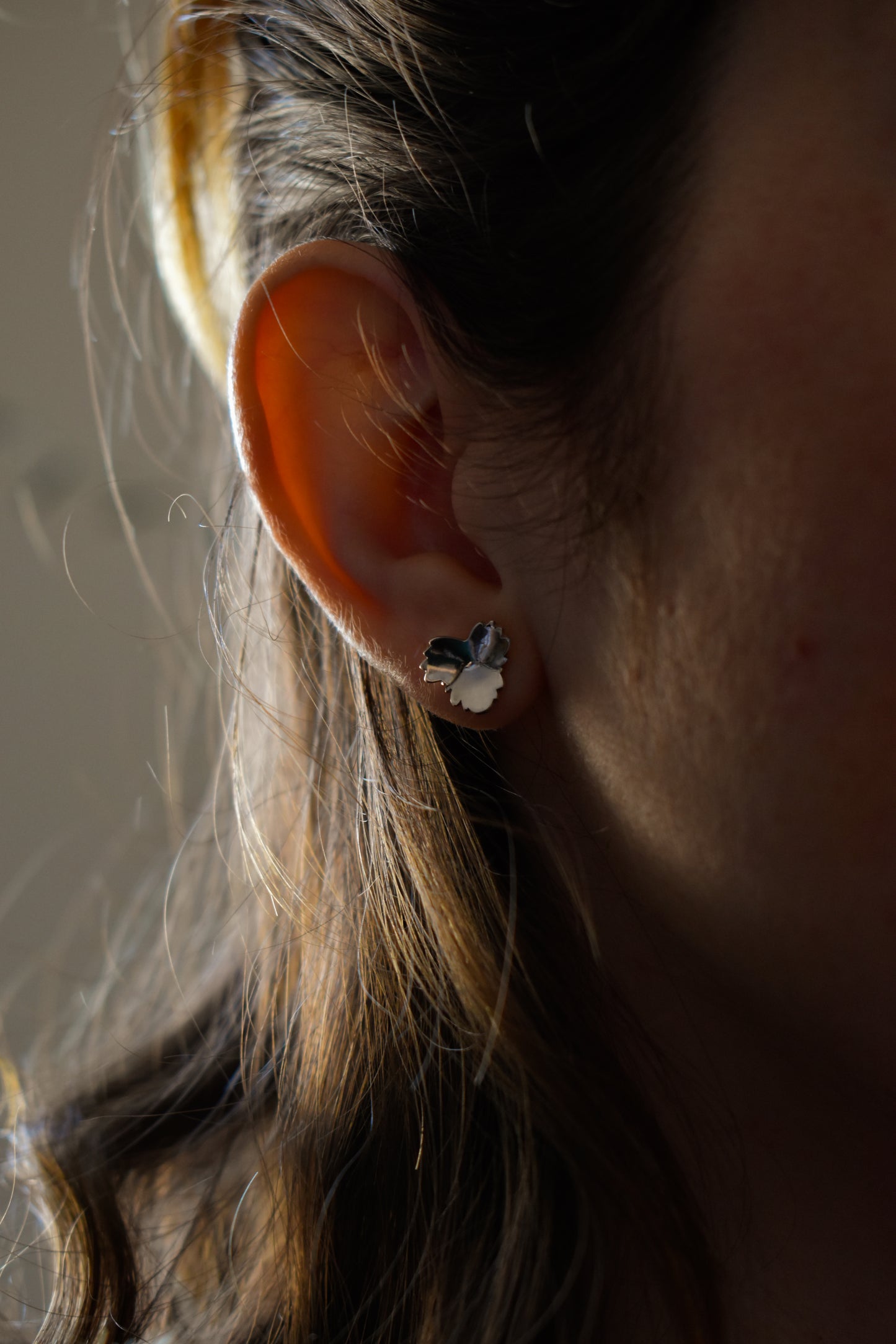 Boucles d'oreilles feuilles crantées